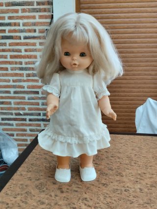 Ropa de Nenuco + Muñeca Maria