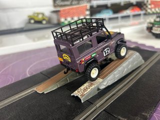 Land Rover Scalextric STS Morado