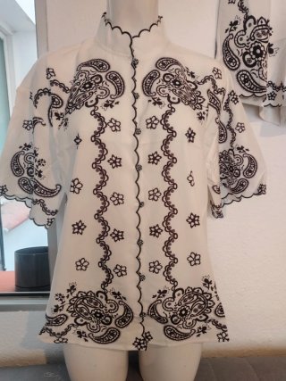 Conjunto Verano Pantalón Corto y Blusa