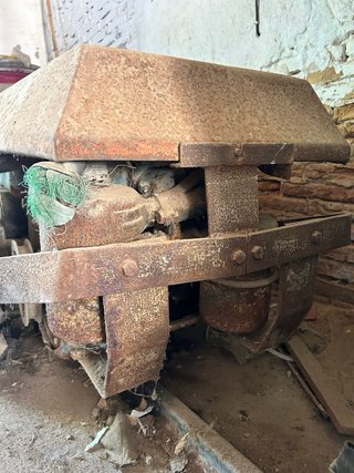 Motocultor antiguo clásico
