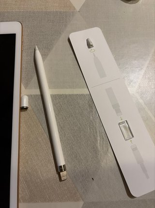 iPad 7ª generación 2019, lápiz y funda