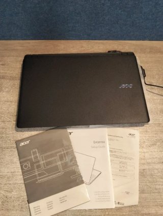Portátil Acer EXTENSA 15 2540-50EN