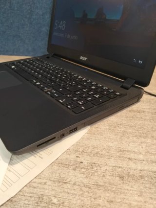 Portátil Acer EXTENSA 15 2540-50EN