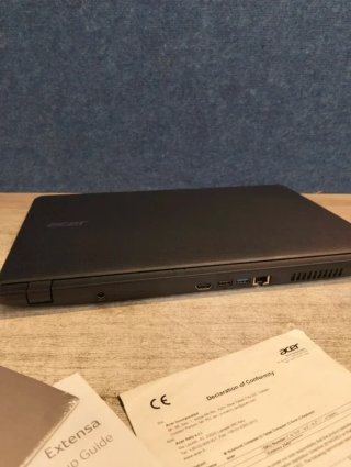 Portátil Acer EXTENSA 15 2540-50EN