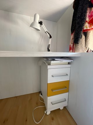 Mueble juvenil doble de madera hecho a medida