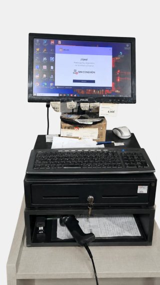 Monitor ASUS, Teclado y Lector QR