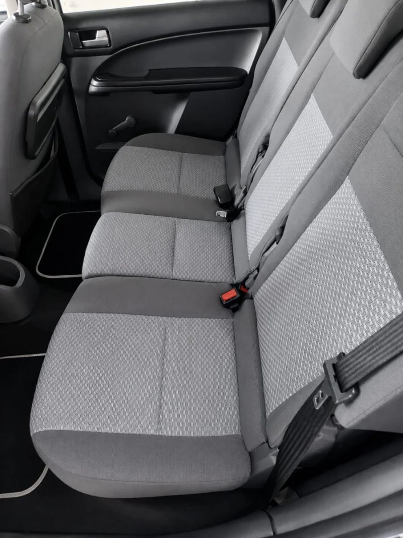 Ford C-Max 1.6 TDCi Trend (2007) 2007, foto 12