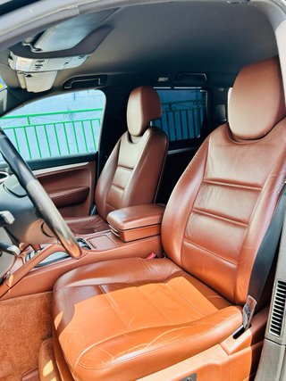 Porsche Cayenne 3.6 V6 Tiptronic 290 CV – Cuero –