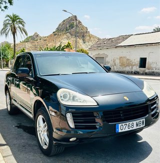 Porsche Cayenne 3.6 V6 Tiptronic 290 CV – Cuero –