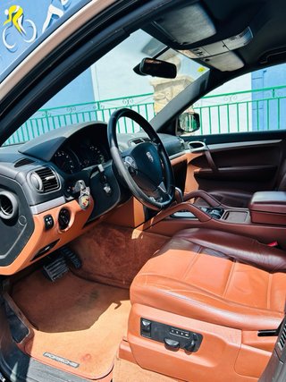 Porsche Cayenne 3.6 V6 Tiptronic 290 CV – Cuero –