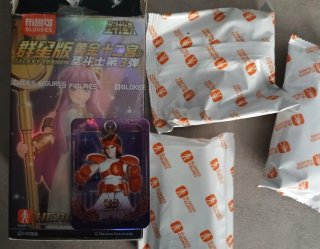 Action Figure Blokees Saint Seiya Lionet Ban