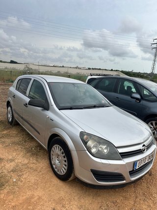 Opel Astra 2004