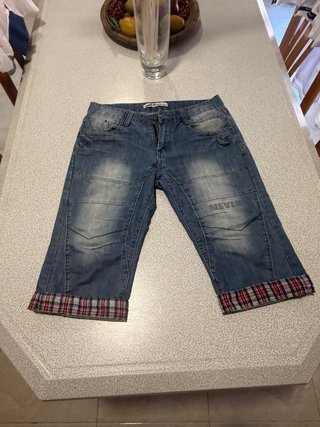 Pantalón corto beige