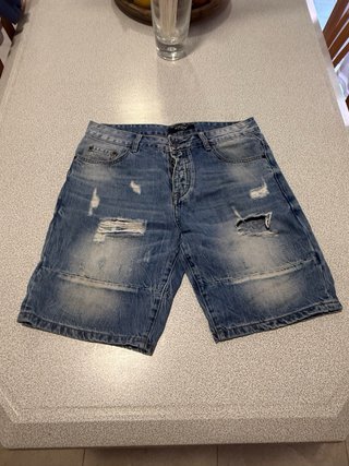 Pantalón corto beige