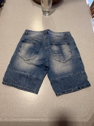Pantalón corto beige
