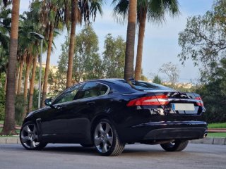 Jaguar XF 2012