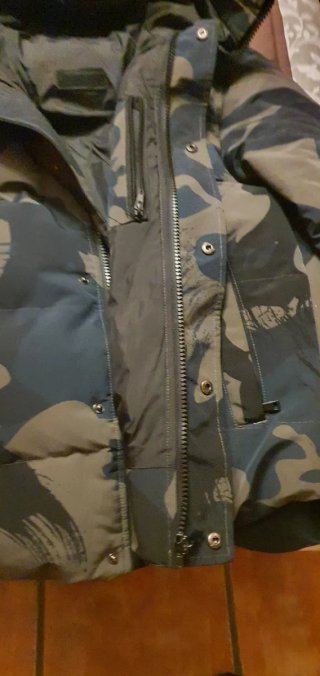 Abrigo The North Face camuflaje