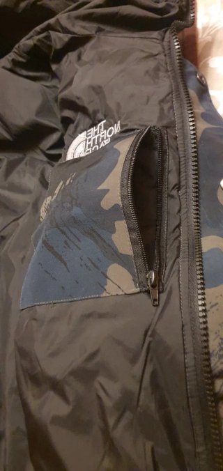 Abrigo The North Face camuflaje