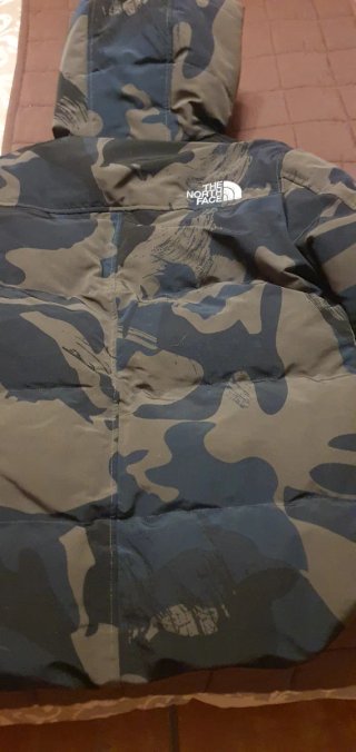 Abrigo The North Face camuflaje