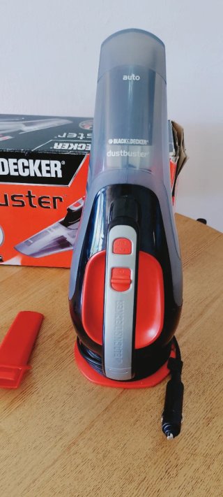 Aspiradora Black+Decker Dustbuster Coche