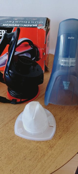 Aspiradora Black+Decker Dustbuster Coche
