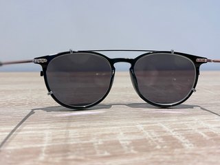 Gafas graduadas con clip solar – montura