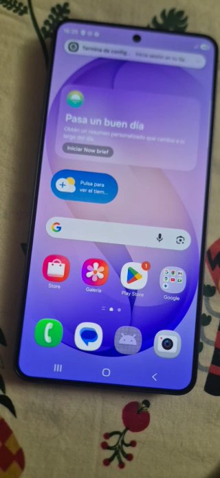 Samsung Galaxy S26+ y  Buds 4 Pro