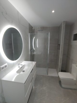 Reformas de cocina y baño en agosto!