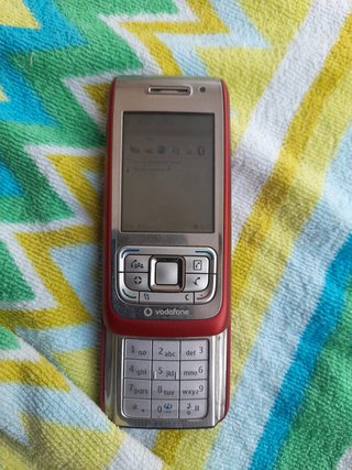 Teléfono Móvil Nokia E65 Rojo/Plata