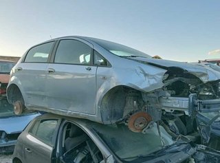 Centralita motor fiat 51780241 grande punto 318111