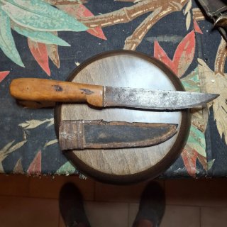Cuchillo antiguo M.M.