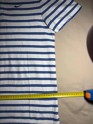 Polo Nike de rayas azul y blanco manga corta