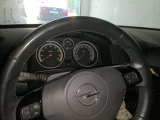 Opel Astra 2009