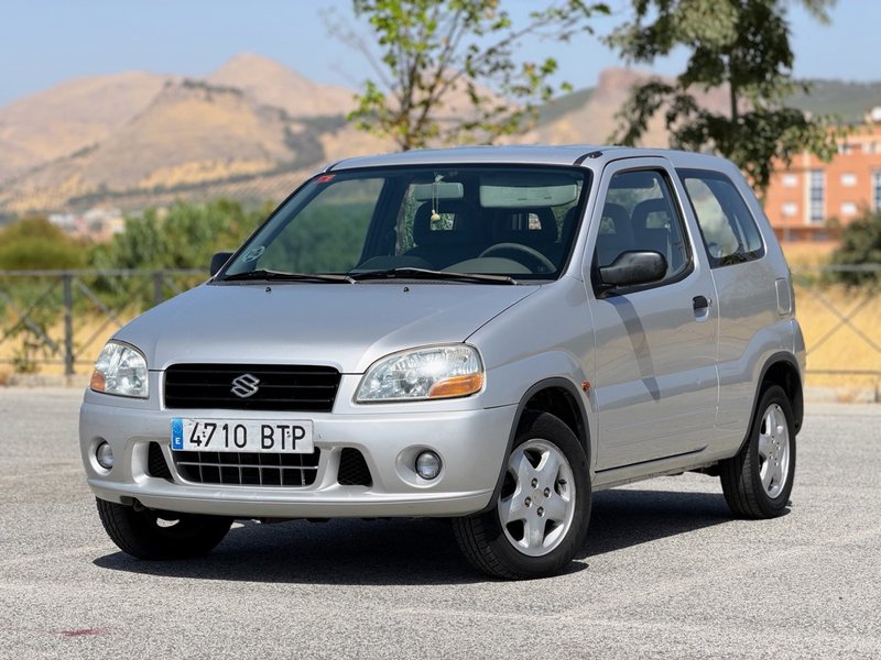 SUZUKI IGNIS 1.3i 83cv Etiqueta B - foto 1
