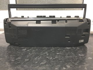 Radio Cassette Sony CFS-210L Vintage