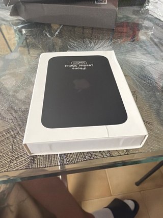 Custodia Portafoglio Pelle iPhone MagSafe Apple