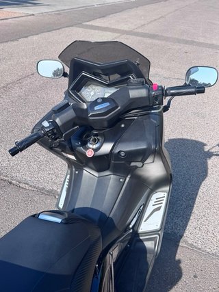 YAMAHA TMAX 530 BronzeMax Akrapovič