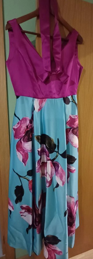 Vestido fiesta floral como nuevo