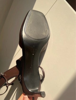 Zapatos tacón Zara marrones T39