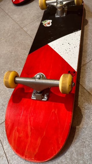 SKATE OXELO (Tabla con estructura y ruedas)