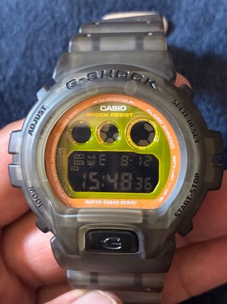 Casio G-SHOCK 6900 Gris Naranja