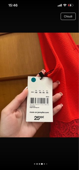 Vestito rosso con pizzo