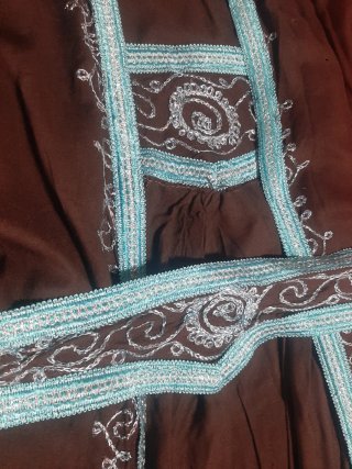 Túnica y pantalón bombacha bordado