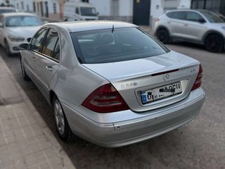 MERCEDES clase c