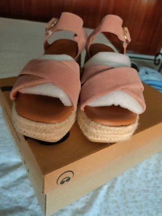Sandalias Chika 10 Piel Rosa. Talla 38