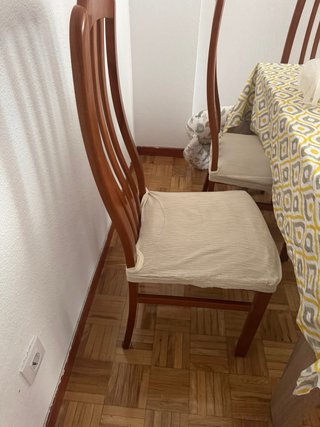 Sillas de comedor de madera