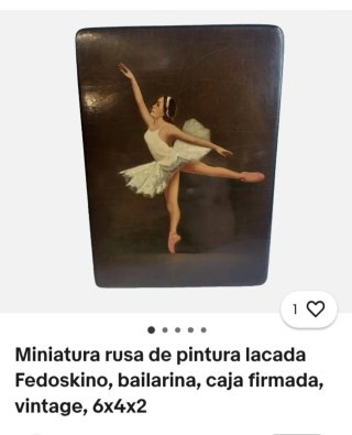 Caja de madera con bailarina