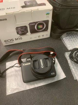 Canon M10 + borsa viaggio