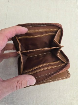 Cartera de piel NEW SAC marrón