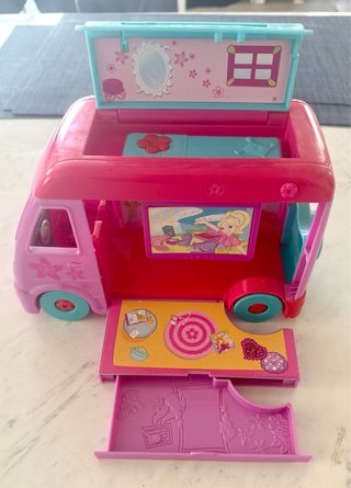 Casa de muñecas tipo furgoneta Polly Pocket